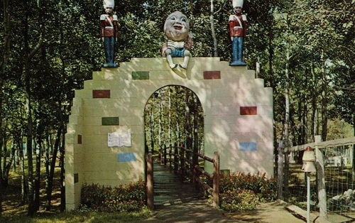 Deer Acres Storybook Amusement Park - Photos From Old Park Website (newer photo)
